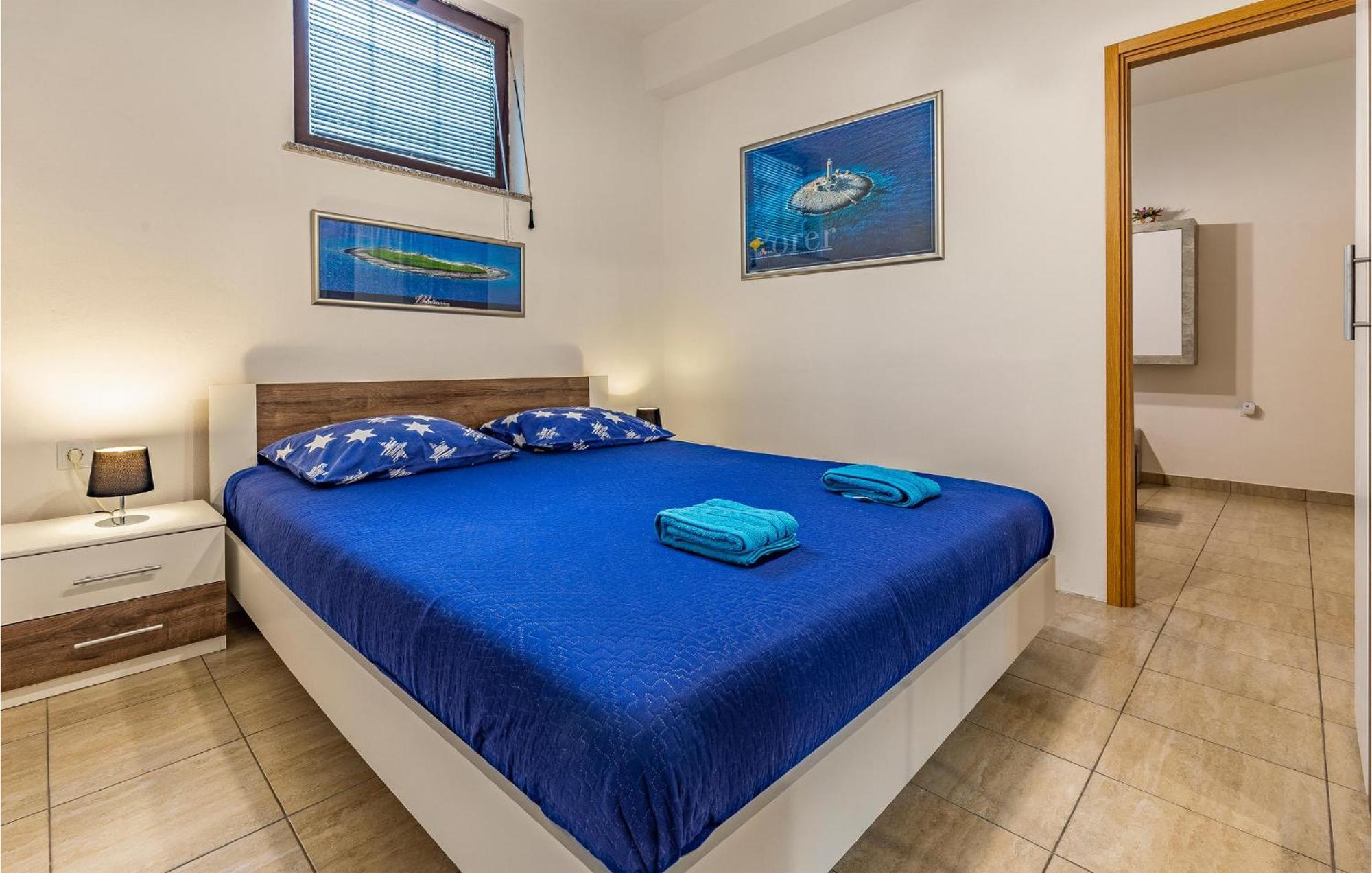 Amazing Apartment In Pula With Kitchen Ngoại thất bức ảnh